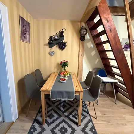 Apartament Osada Biały Jar *